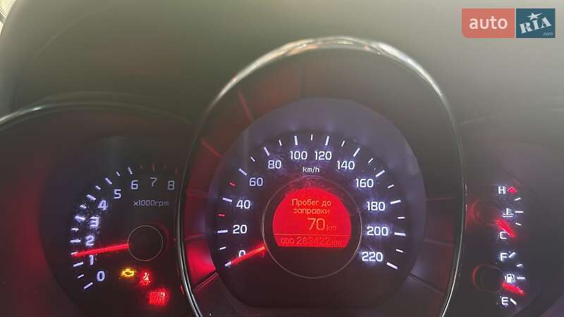 2012 kia rio