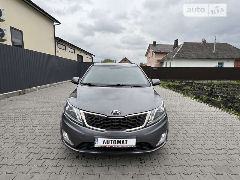 2012 kia rio