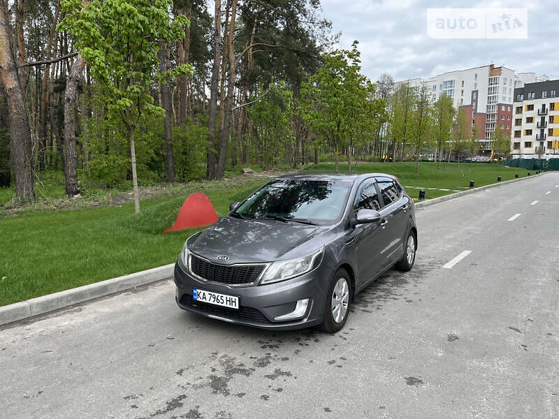 2012 kia rio