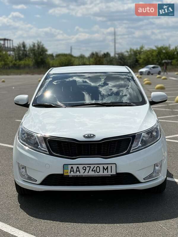 2012 kia rio