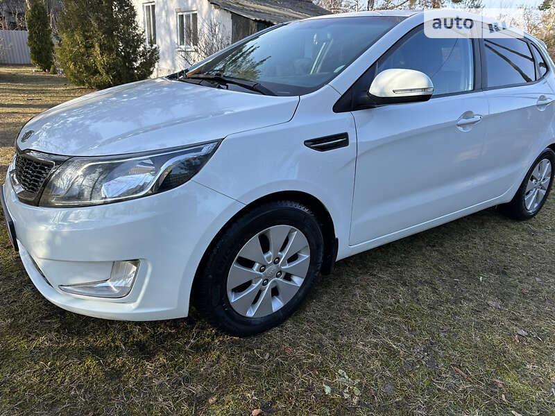 2012 kia rio