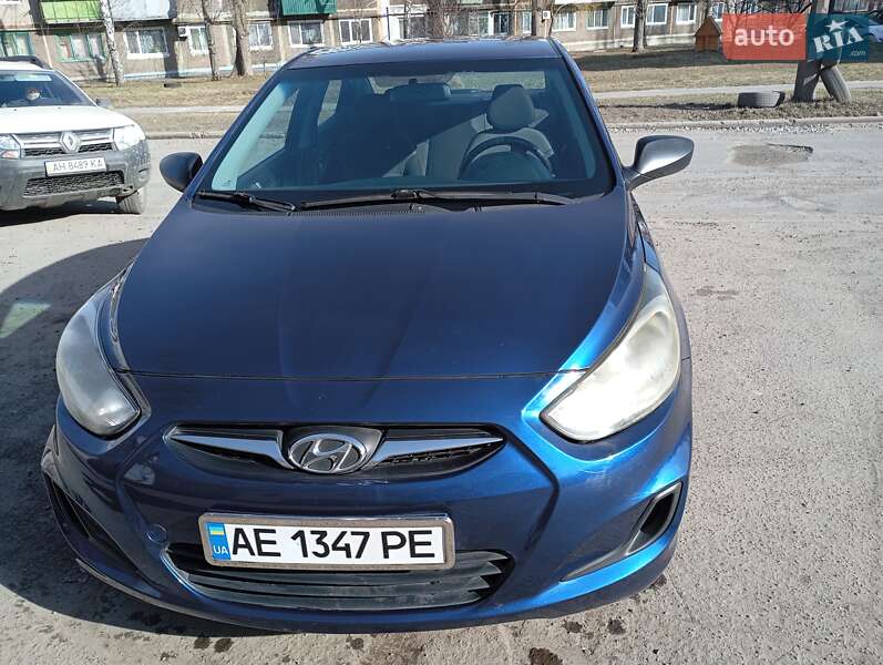 2011 hyundai accent
