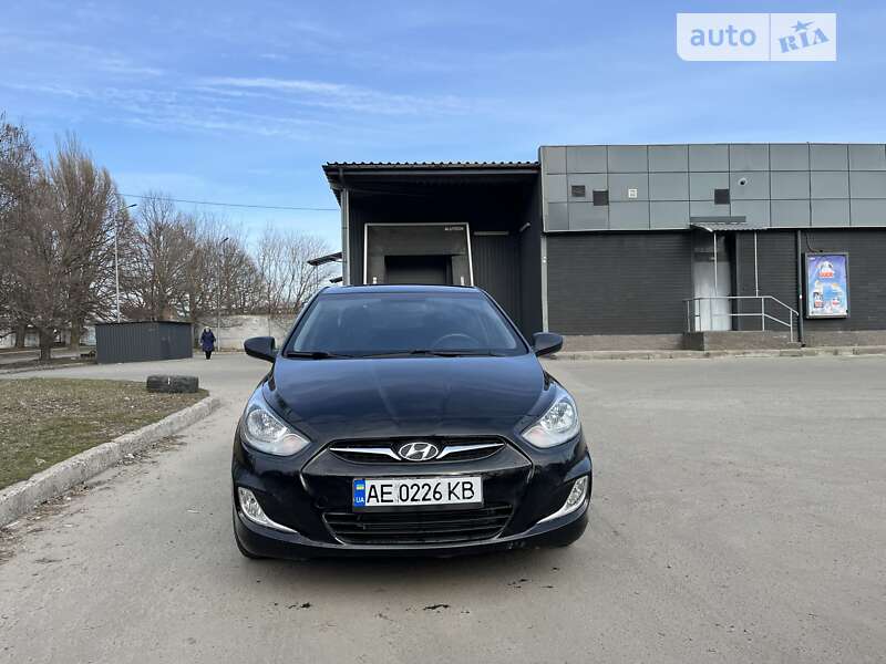 2011 hyundai accent
