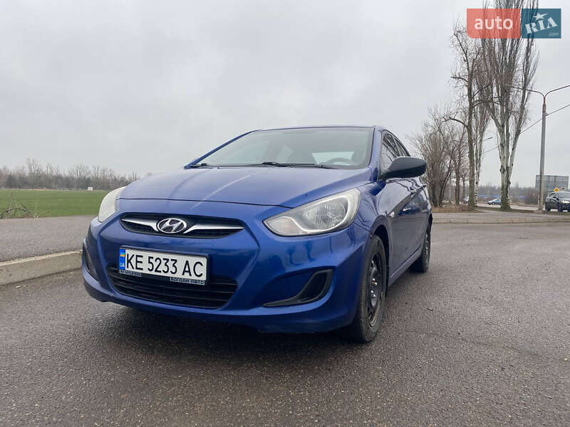 2011 hyundai accent