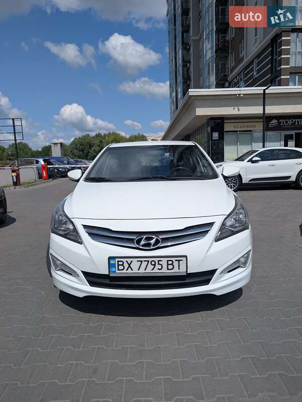 2016 hyundai accent