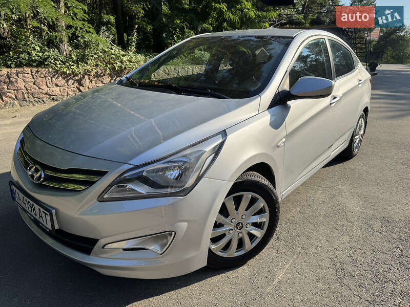 2016 hyundai accent