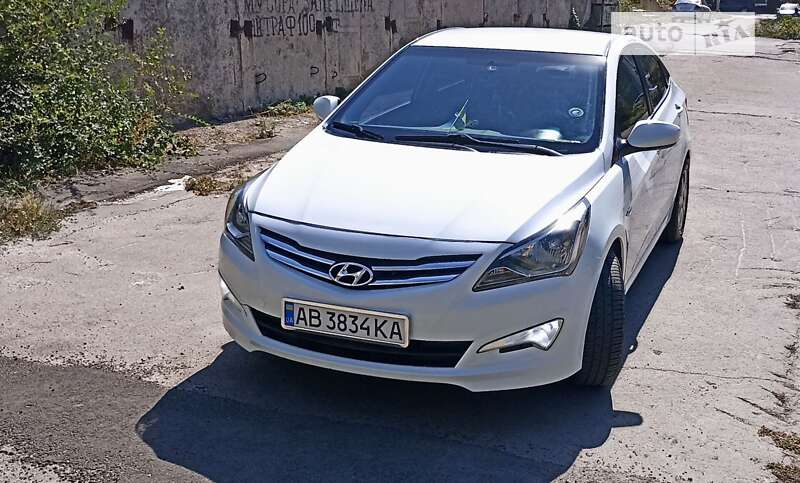 2016 hyundai accent