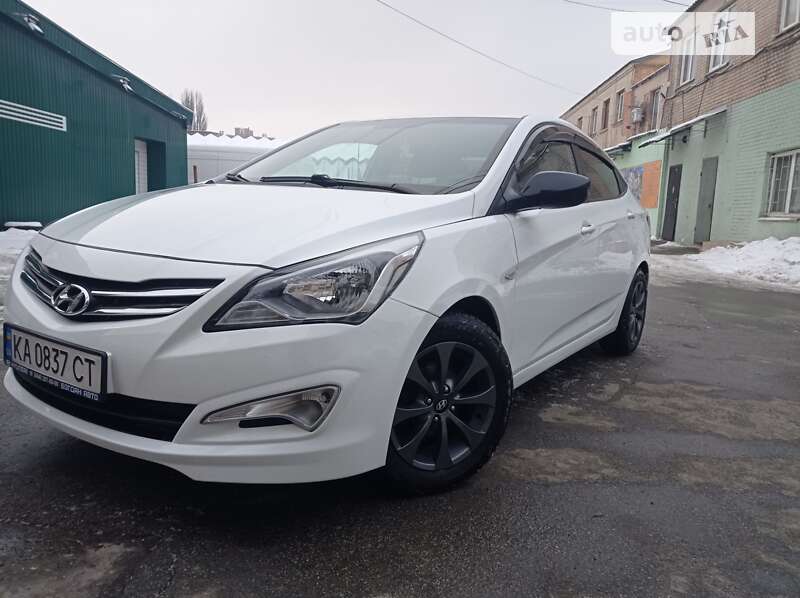 2016 hyundai accent