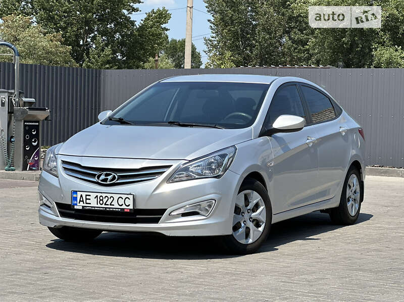 2016 hyundai solaris