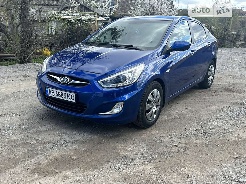 2013 hyundai accent