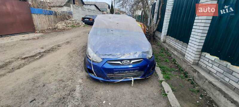 2012 hyundai accent