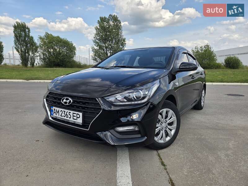 2017 hyundai accent