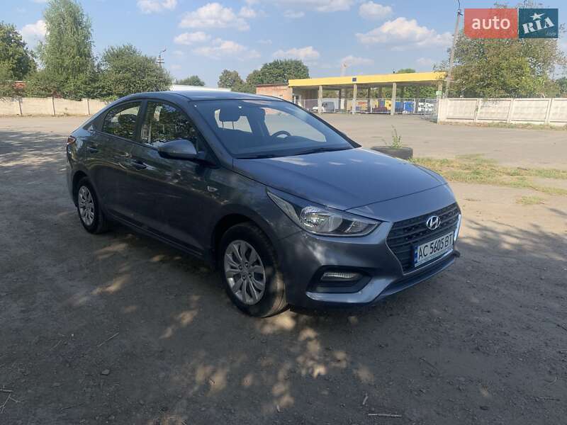 2017 hyundai accent