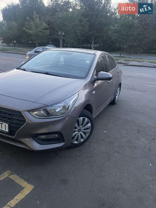2018 hyundai accent