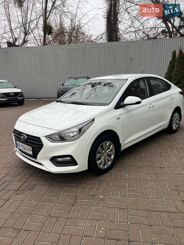 2017 hyundai accent