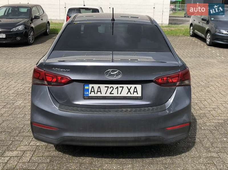 2018 hyundai accent