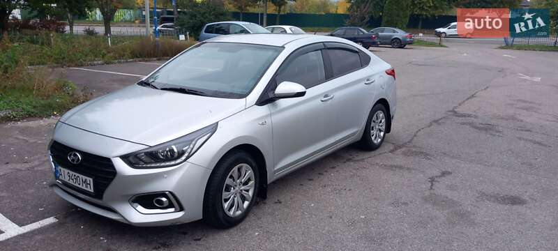 2017 hyundai accent