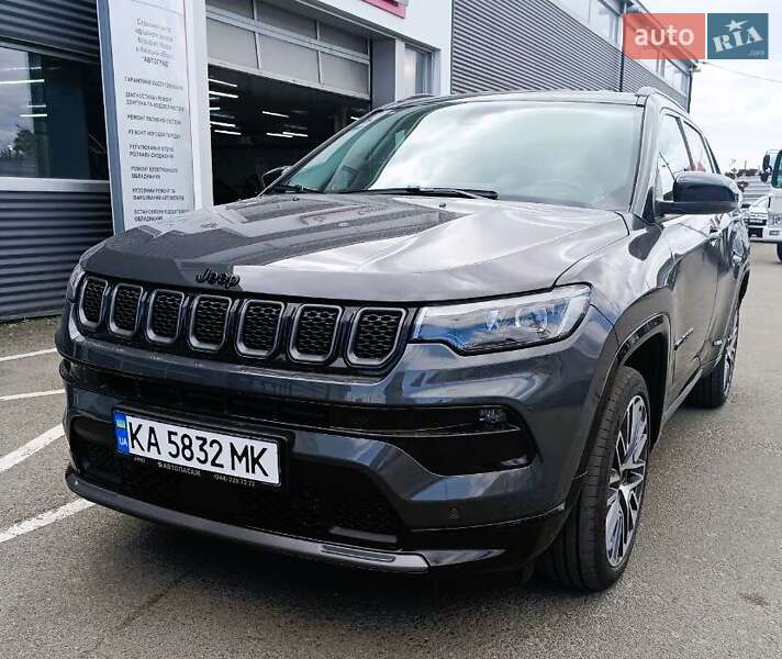2024 jeep compass