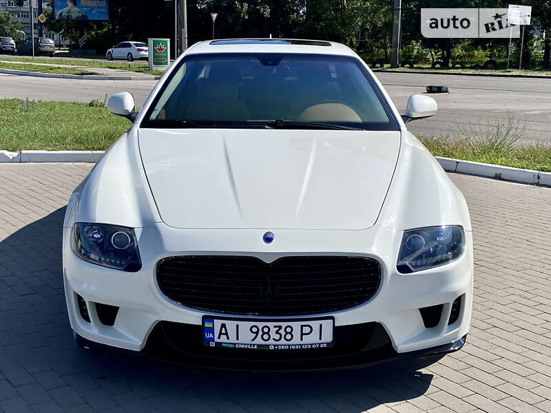 2011 maserati quattroporte