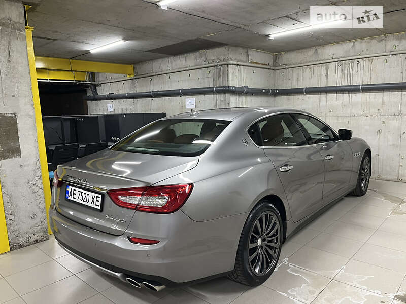 2016 maserati quattroporte