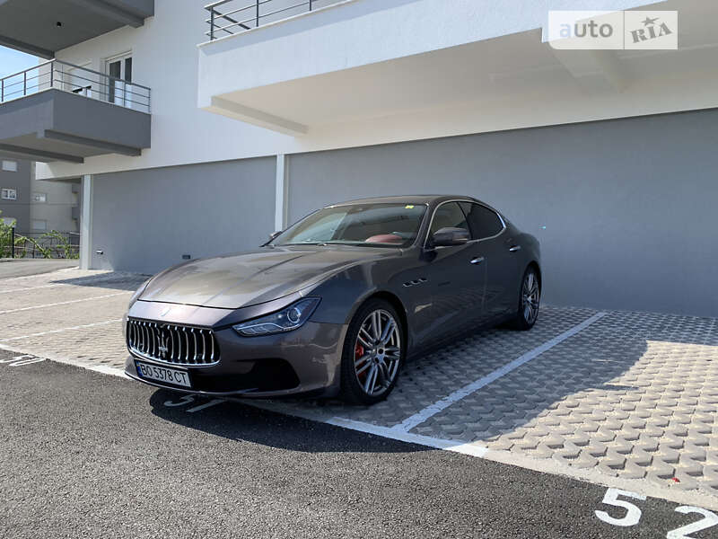 2016 maserati ghibli