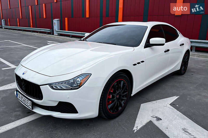 2015 maserati ghibli