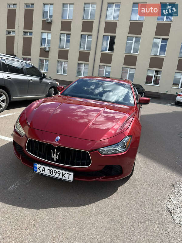 2014 maserati ghibli