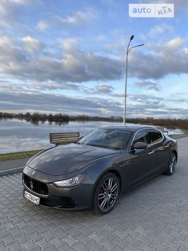 2016 maserati ghibli