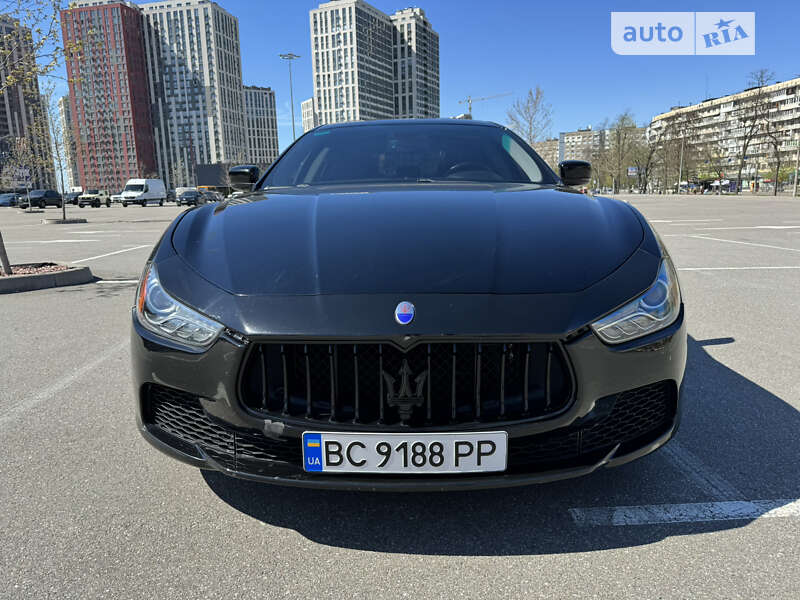 2014 maserati ghibli