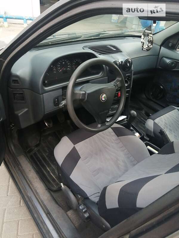 1998 alfa-romeo 146