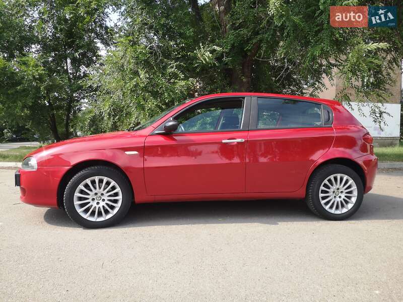 2008 alfa-romeo 147
