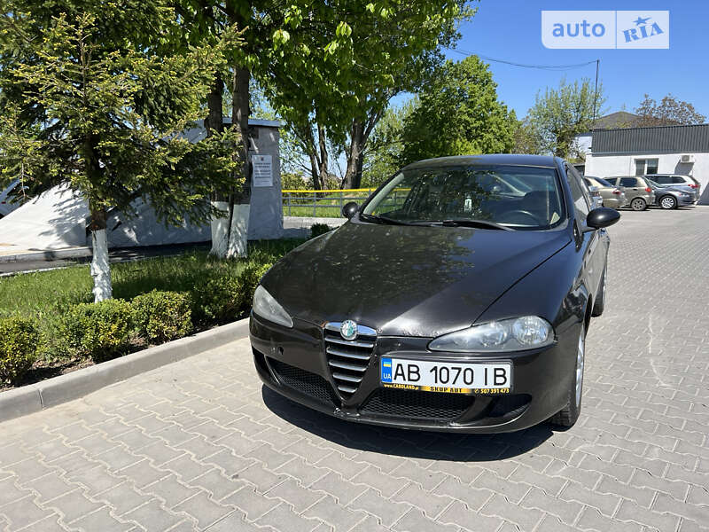 2005 alfa-romeo 147
