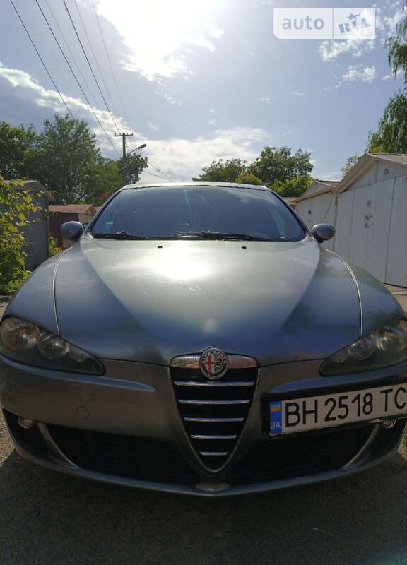 2005 alfa-romeo 147