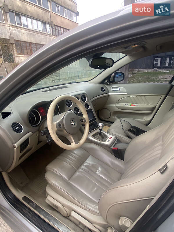 2005 alfa-romeo 159
