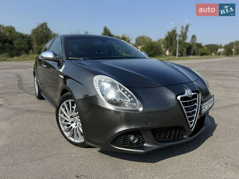 2013 alfa-romeo giulietta