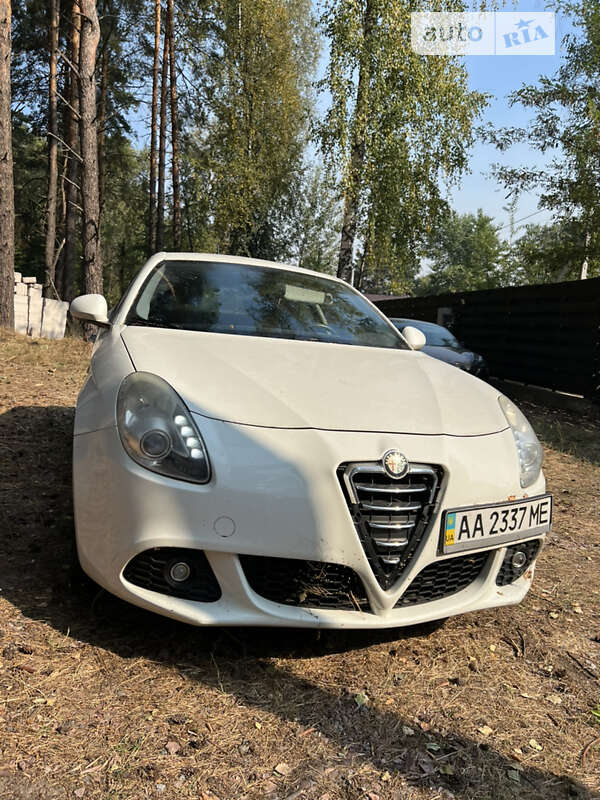 2012 alfa-romeo giulietta