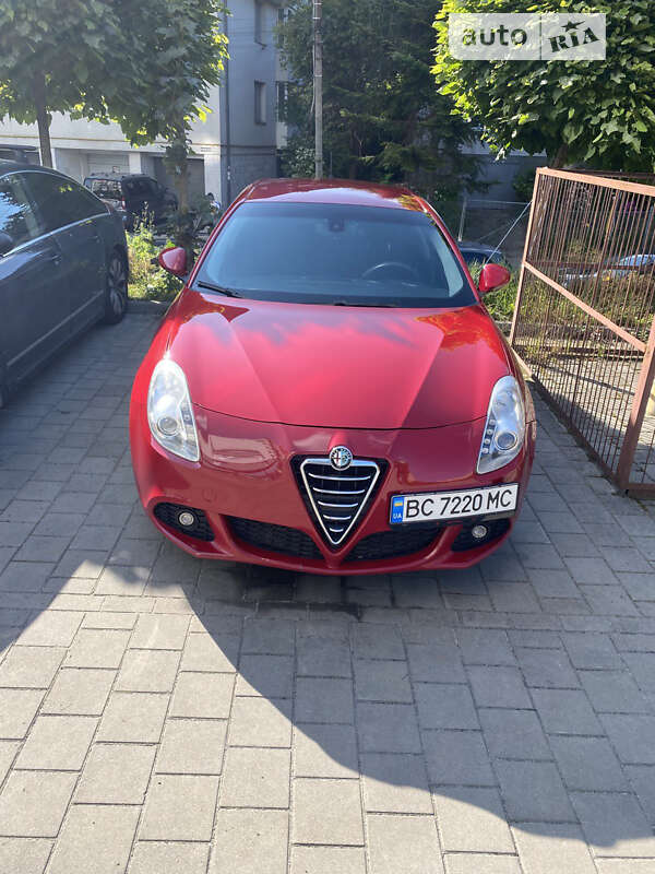 2012 alfa-romeo giulietta