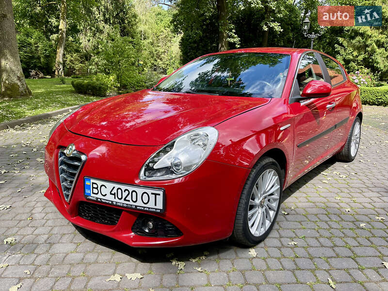 2013 alfa-romeo giulietta
