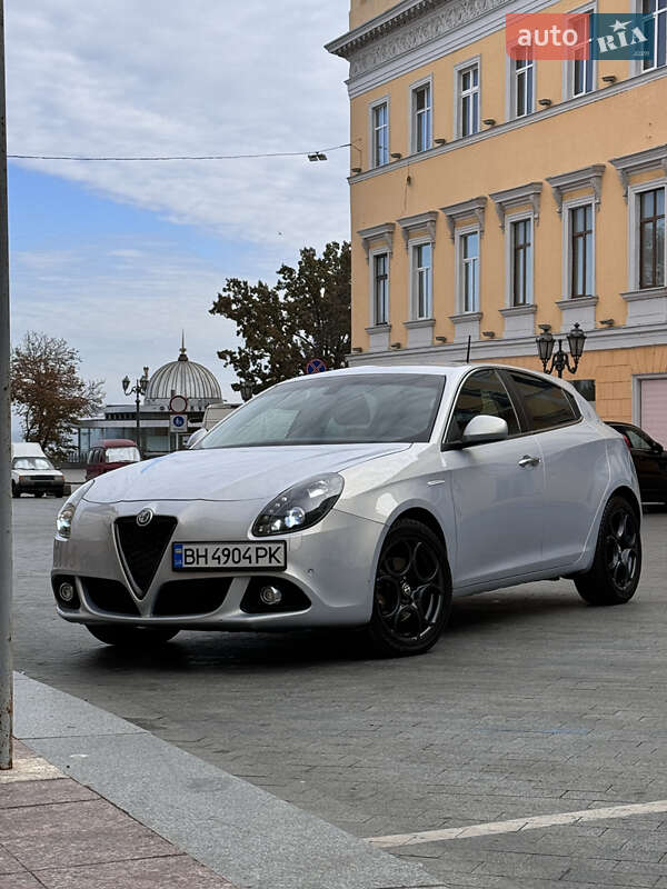 2014 alfa-romeo giulietta
