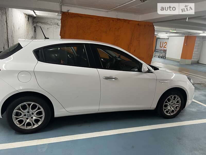 2019 alfa-romeo giulietta