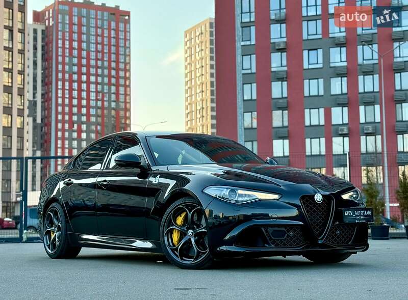 2019 alfa-romeo giulia