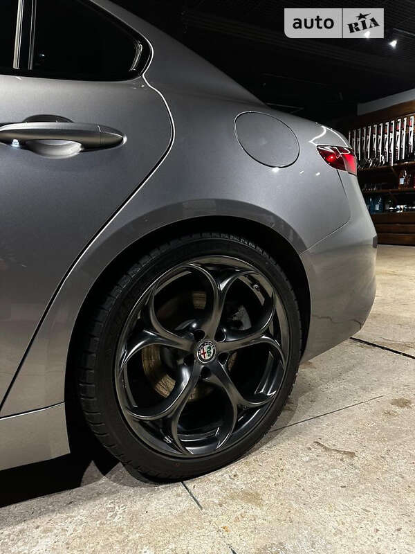 2017 alfa-romeo giulia