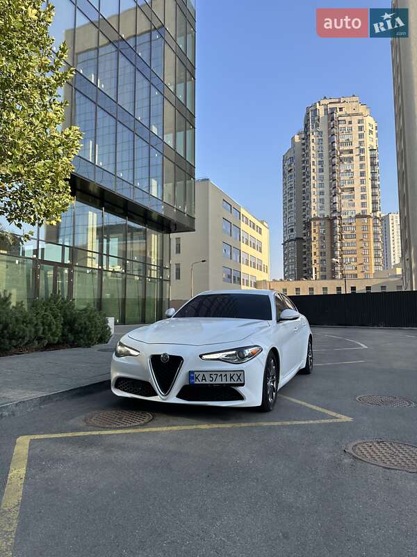 2017 alfa-romeo giulia
