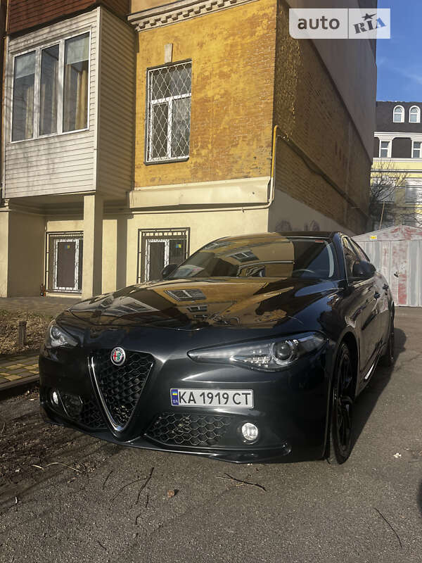 2017 alfa-romeo giulia