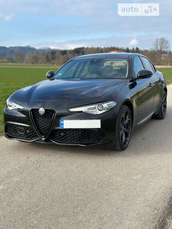 2017 alfa-romeo giulia