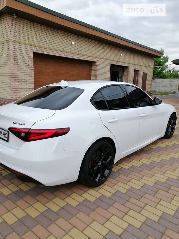 2020 alfa-romeo giulia
