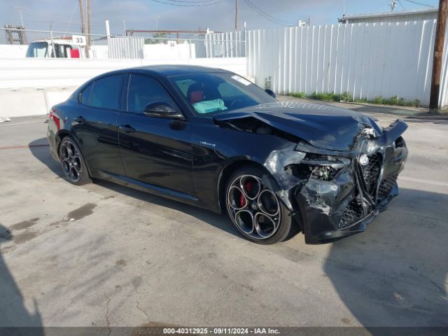 2022 ALFA ROMEO Giulia (952)