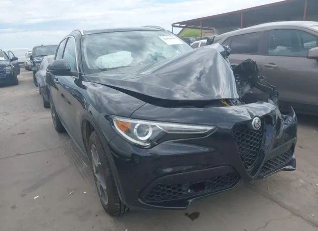 2017 alfa-romeo stelvio