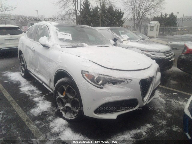 2017 alfa-romeo stelvio