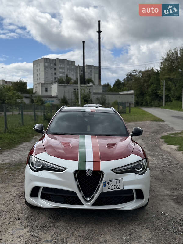 2017 alfa-romeo stelvio